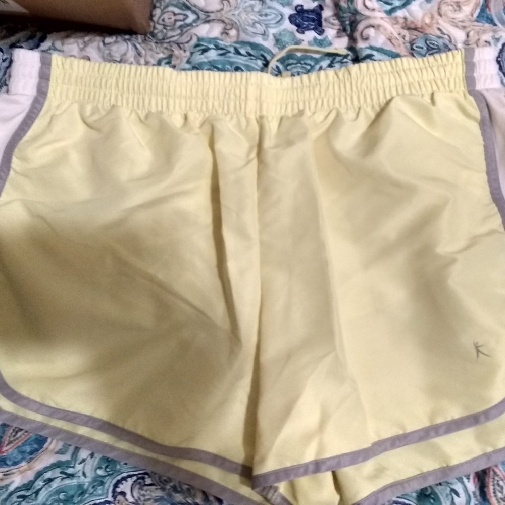 Dankin atlettic apparel (shorts)